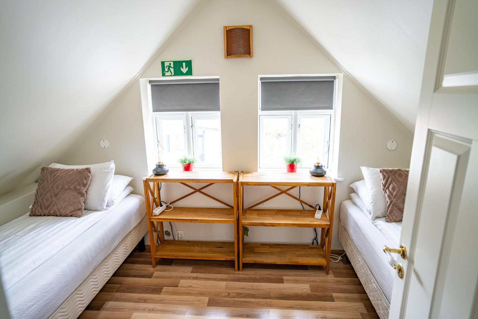 Guesthouse Lyngholt Thorshofn ภายนอก รูปภาพ