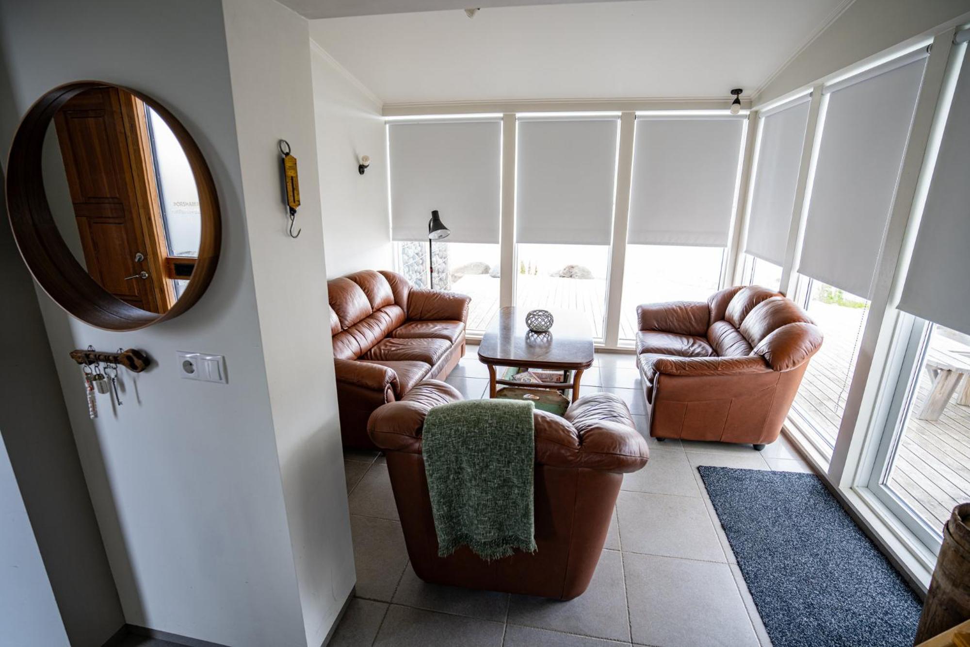 Guesthouse Lyngholt Thorshofn ภายนอก รูปภาพ