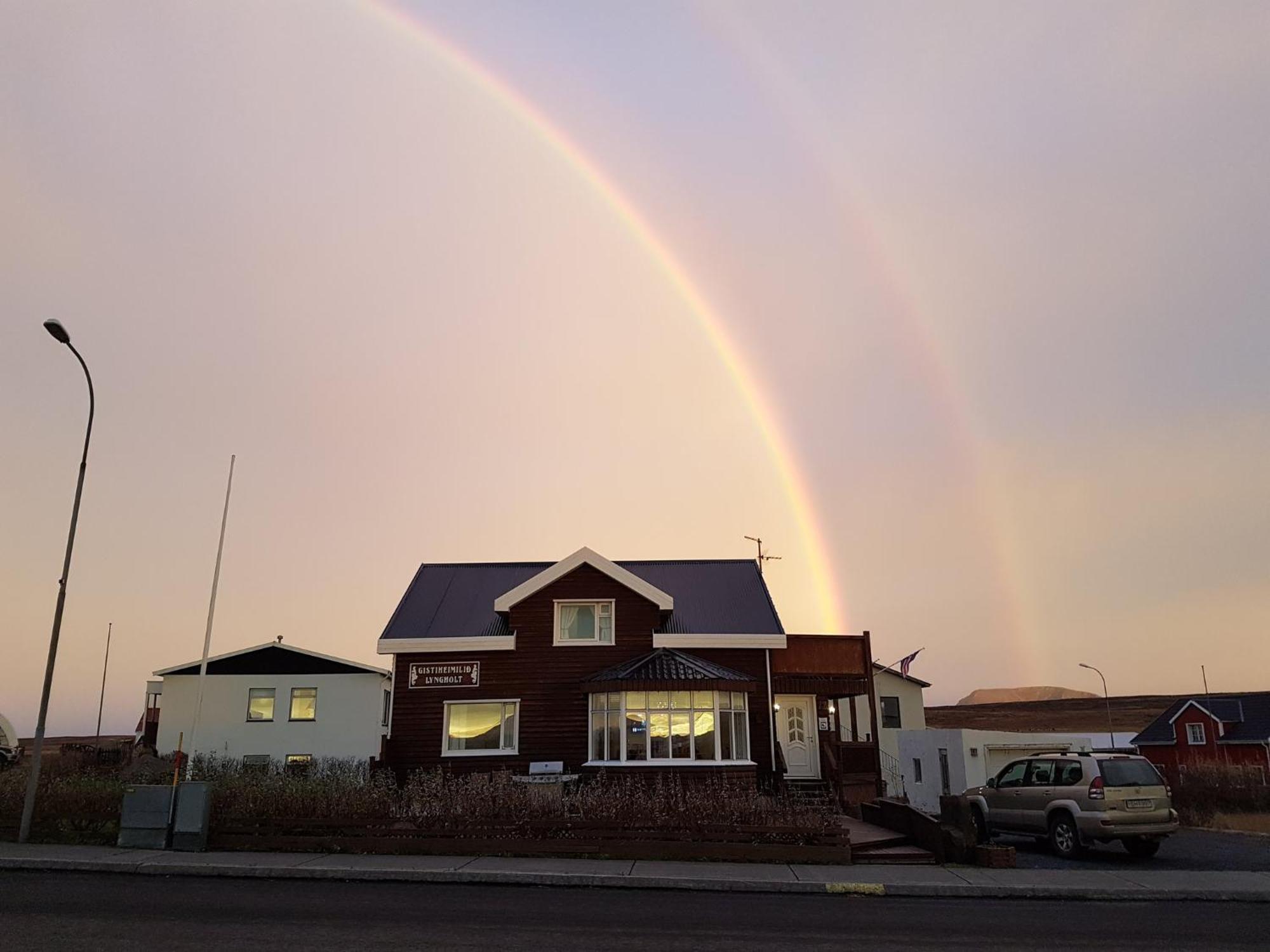 Guesthouse Lyngholt Thorshofn ภายนอก รูปภาพ