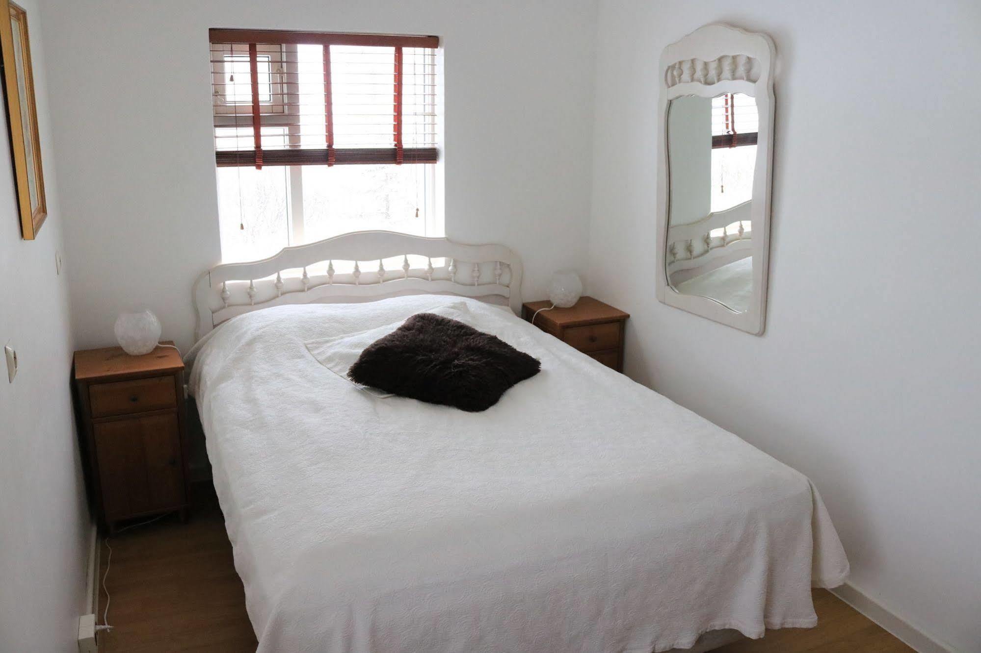 Guesthouse Lyngholt Thorshofn ภายนอก รูปภาพ